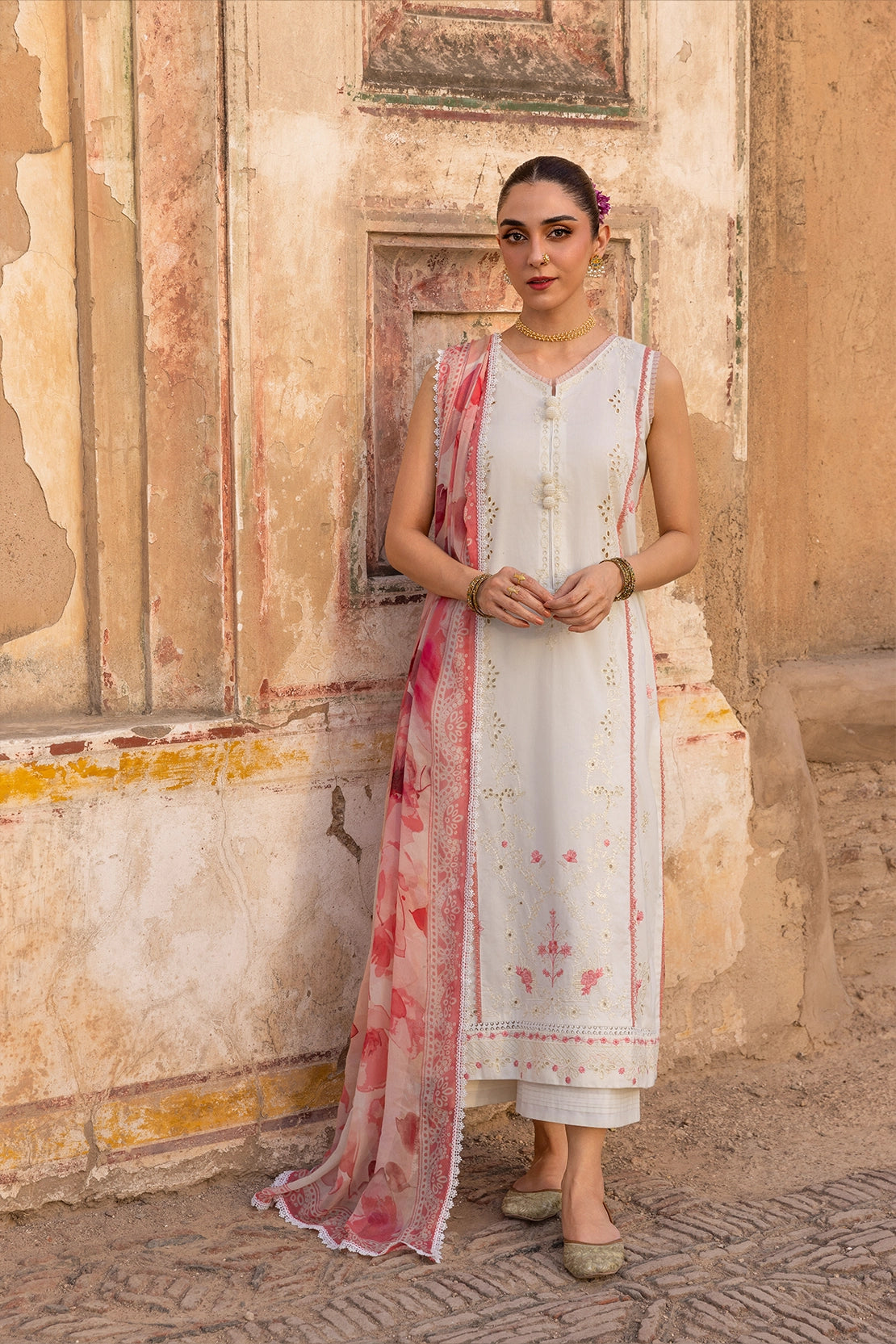 3 Piece - Premium Embroidered Luxury Lawn - 576