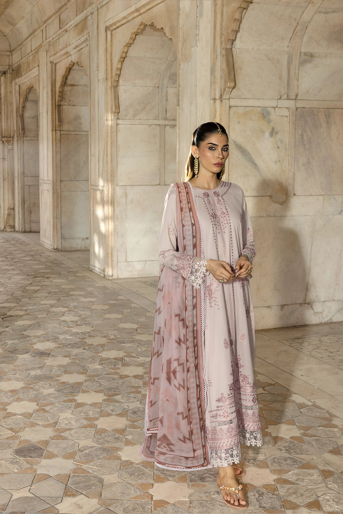 3 Piece - Premium Embroidered Luxury Lawn - 579