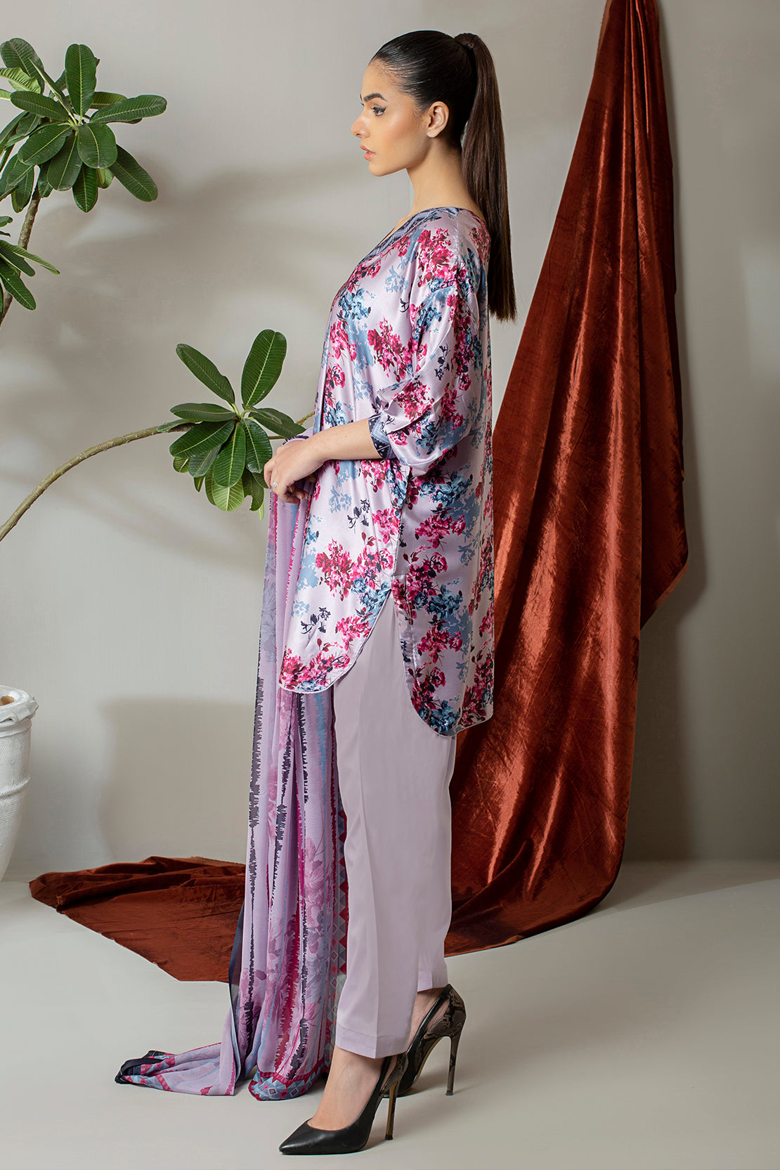 3 Piece – Digitally Printed Silk  – 8281