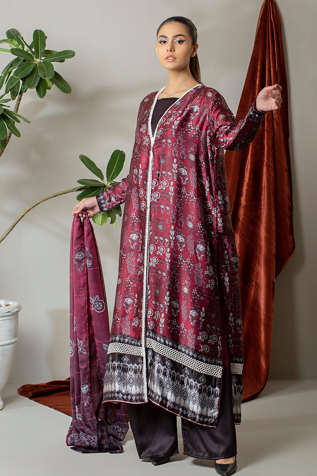 3 Piece – Digitally Printed Silk  – 8284