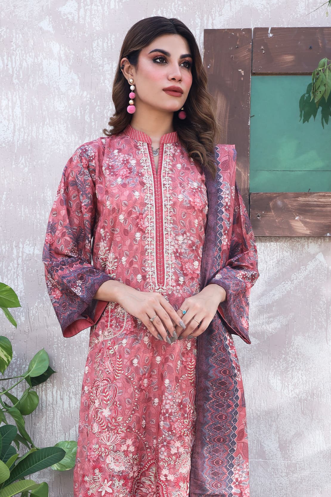3 Piece – Premium Embroidered Karandi – 8313