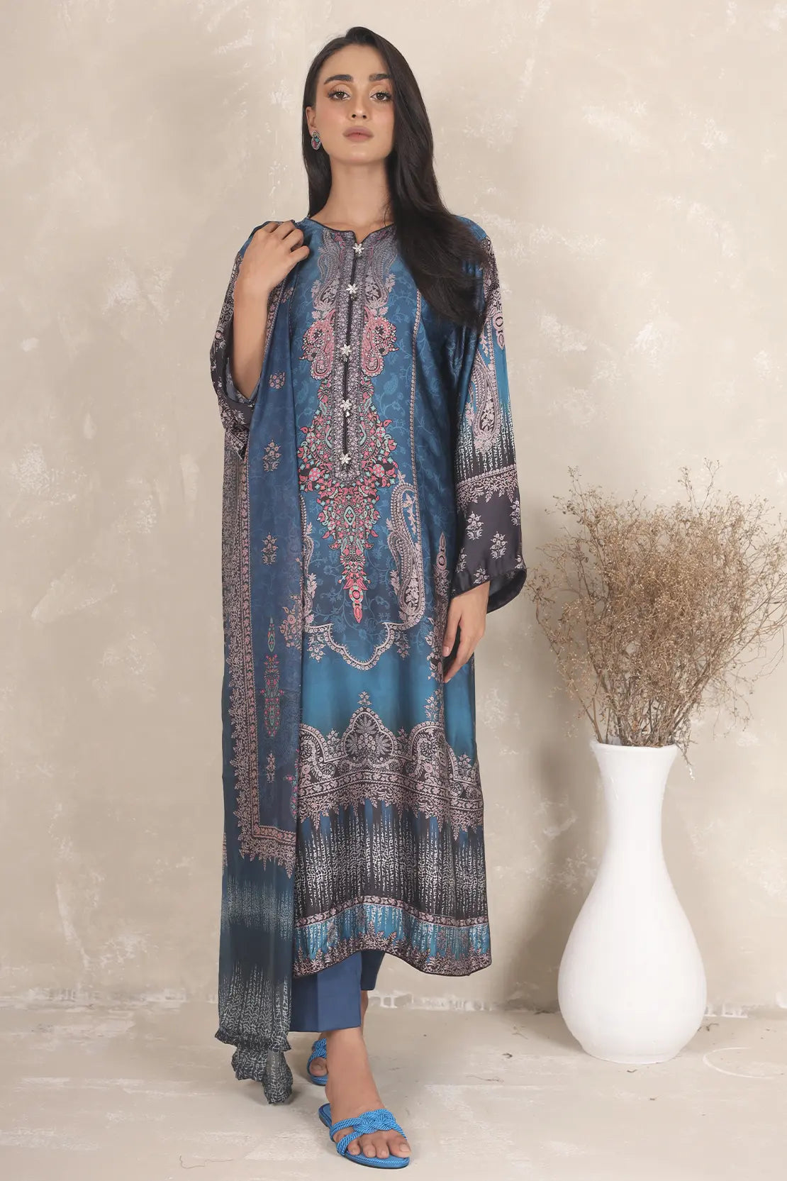 3 Piece – Printed Luxury Silk – 8102