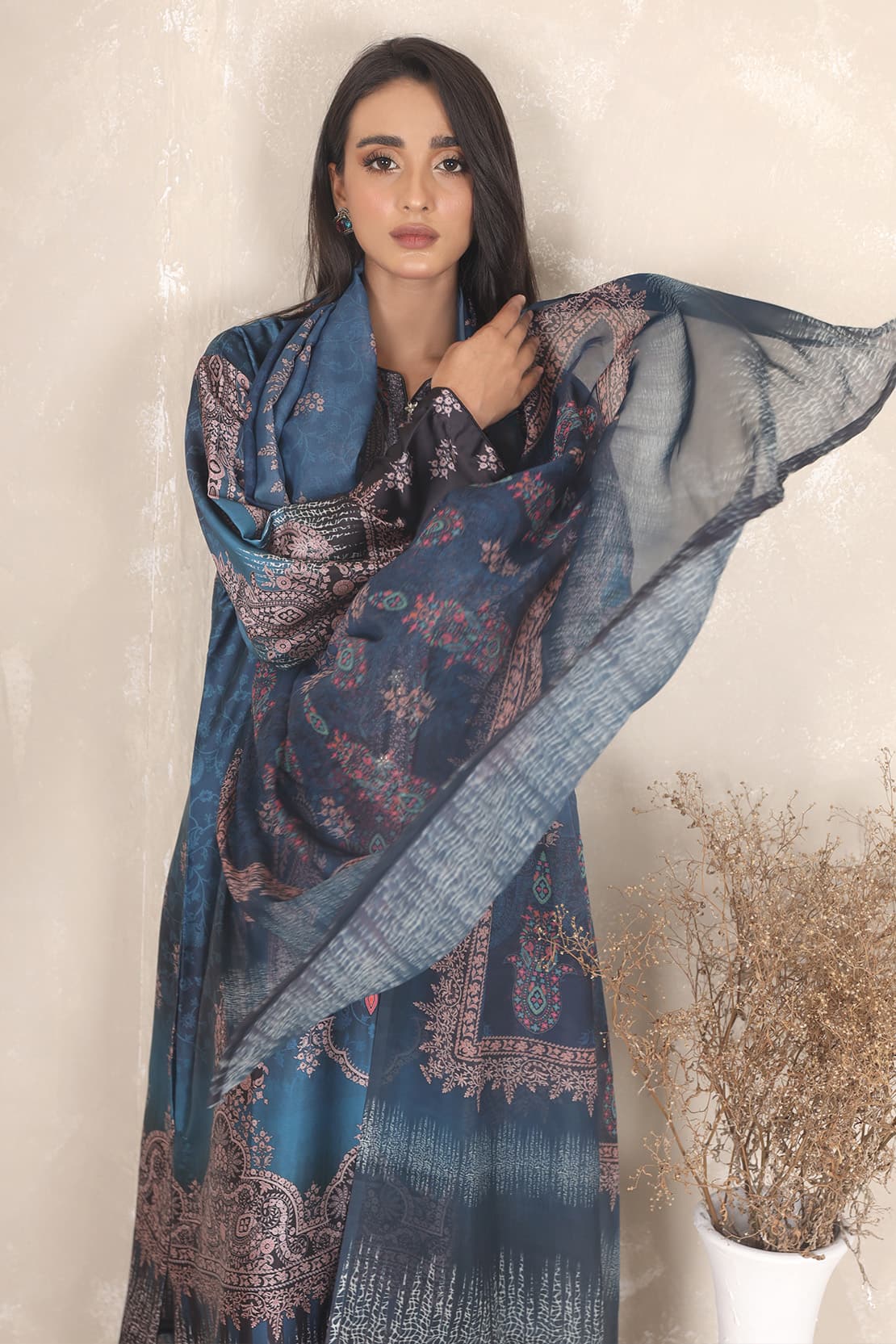 3 Piece – Printed Luxury Silk – 8102