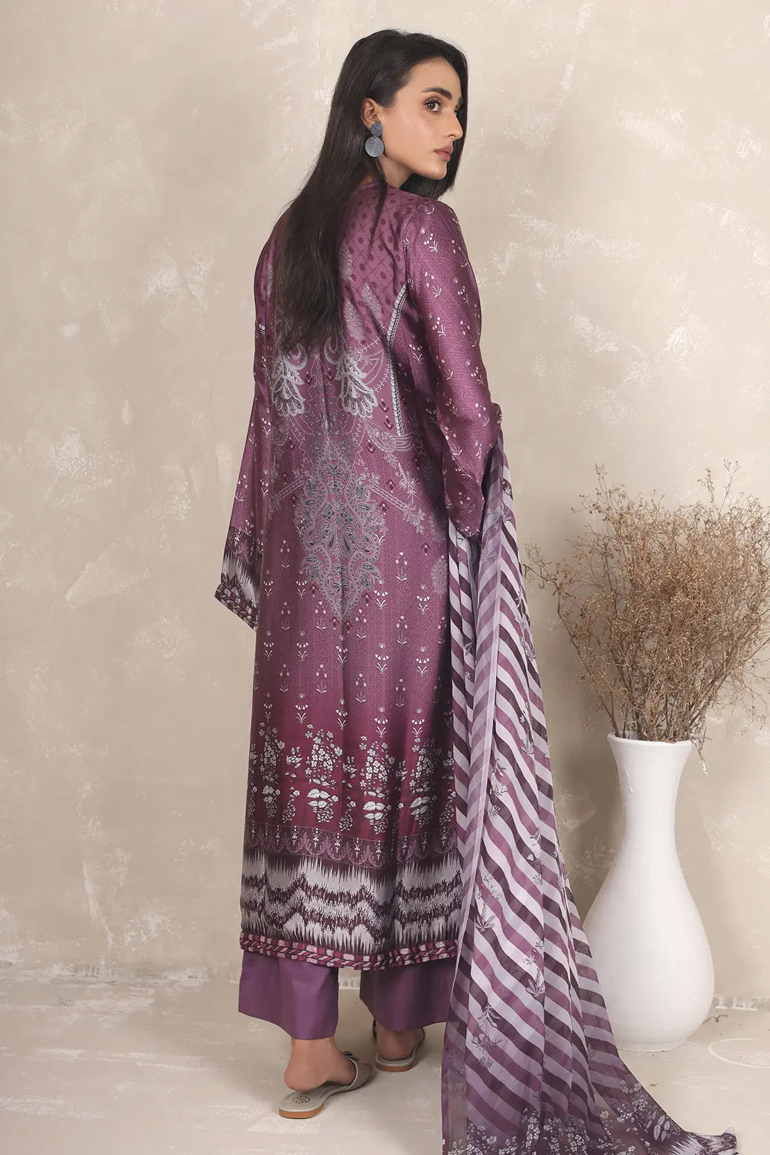 3 Piece – Printed Luxury Silk – 8105