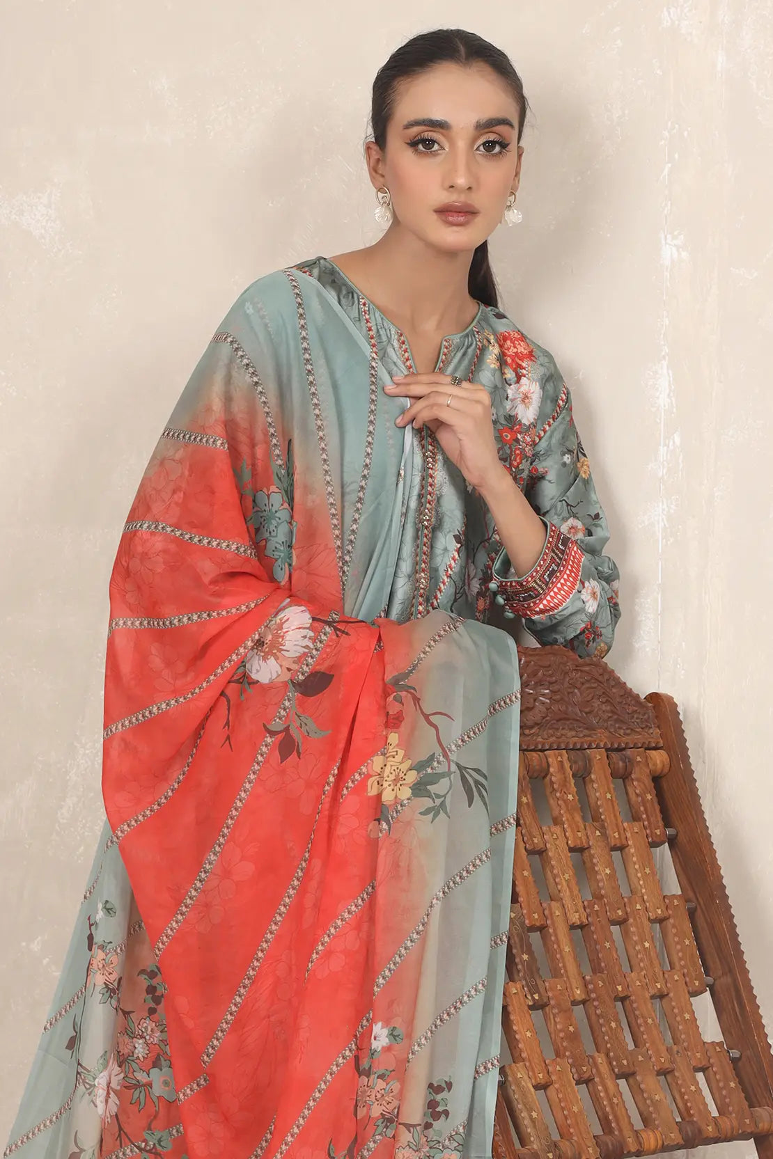 3 Piece – Printed Luxury Silk – 8107