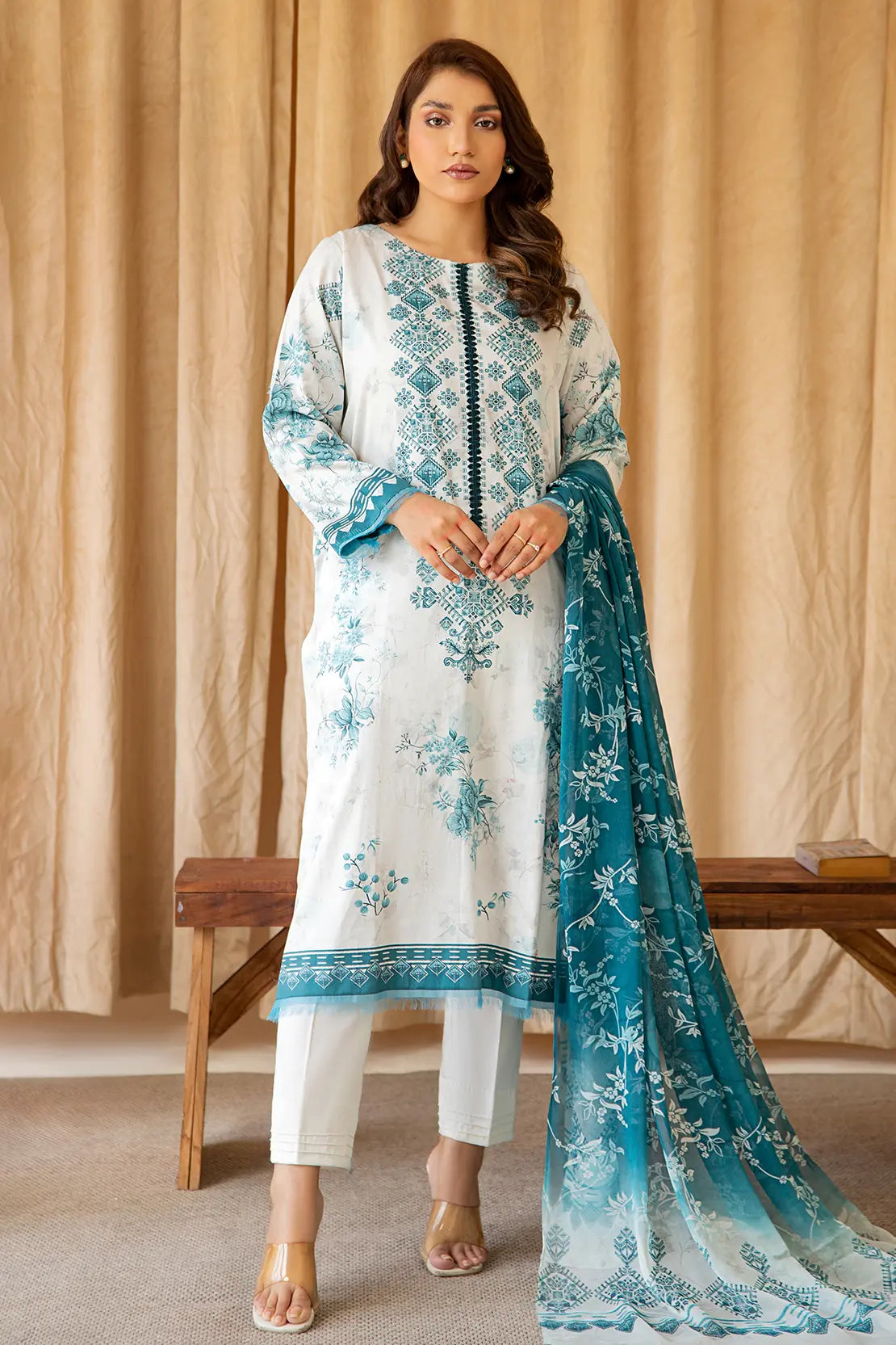 3 Piece – Luxury Printed Cotton Satin – 8233