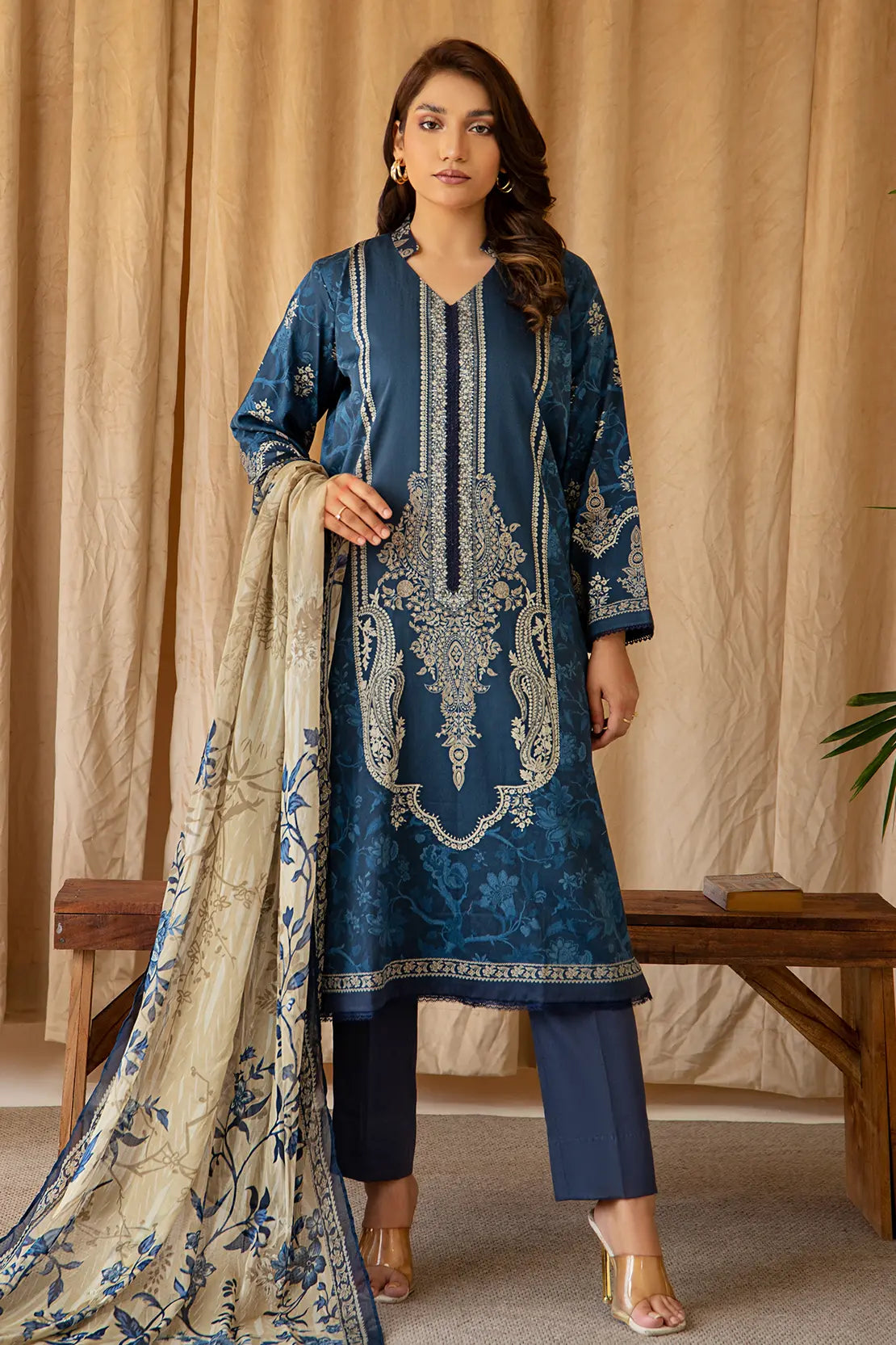 3 Piece – Luxury Printed Cotton Satin – 8234