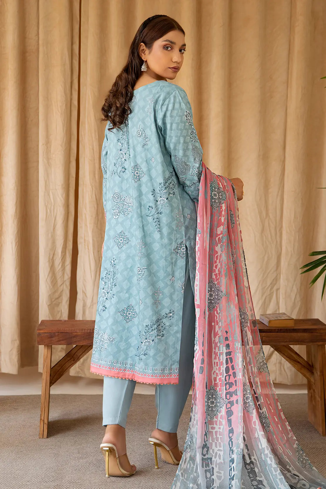 3 Piece – Luxury Printed Cotton Satin – 8238