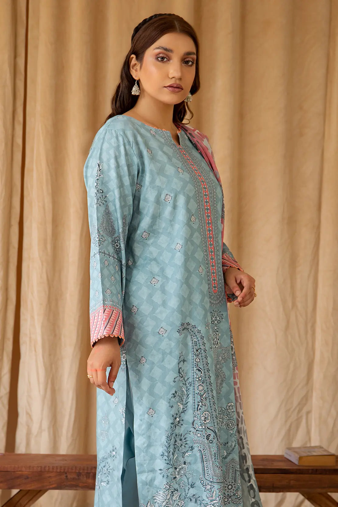 3 Piece – Luxury Printed Cotton Satin – 8238