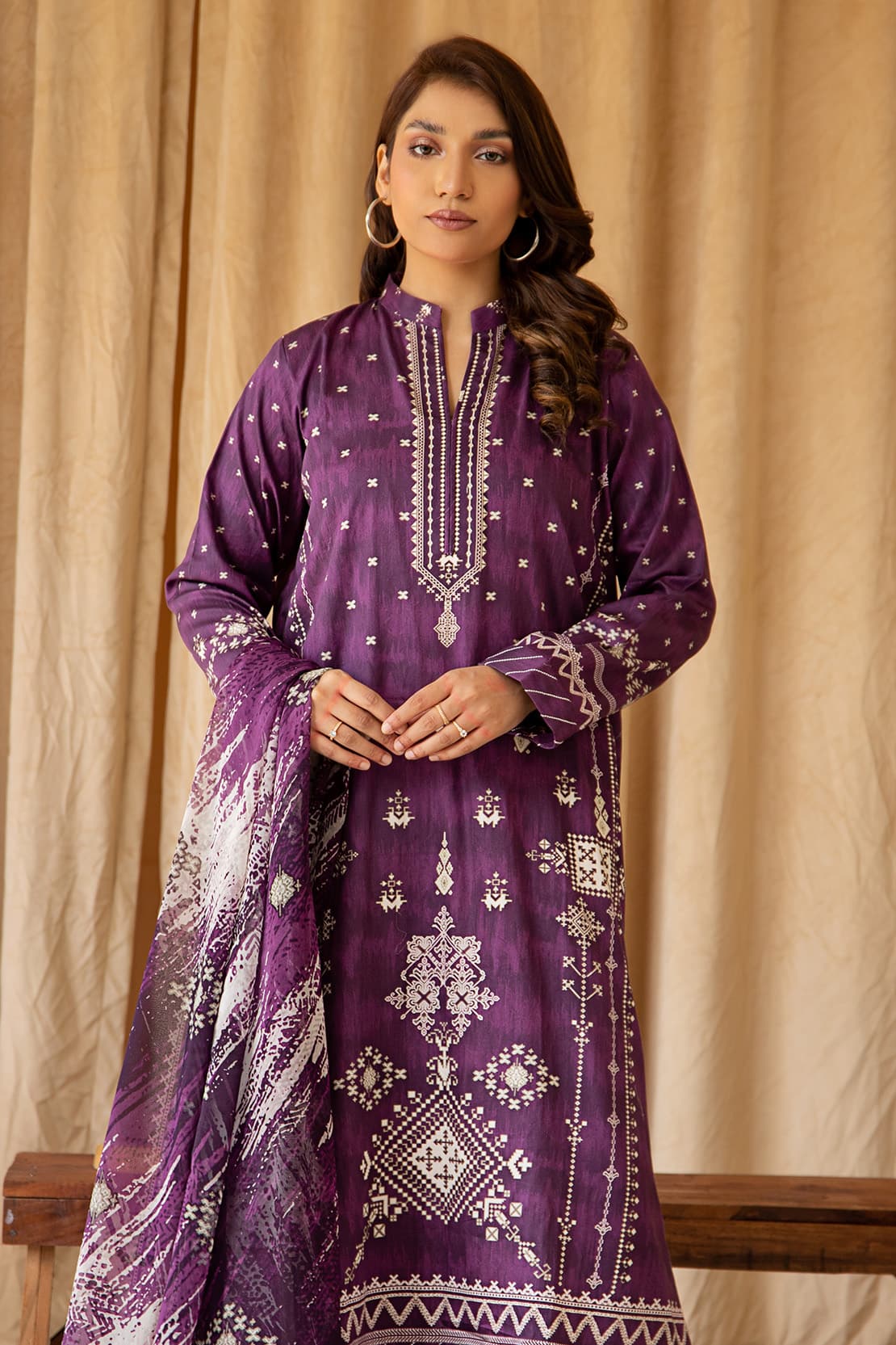 3 Piece – Luxury Printed Cotton Satin – 8239