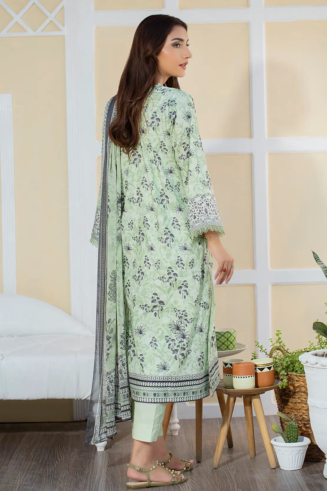 3 Piece - Luxury Printed Cambric - 8124