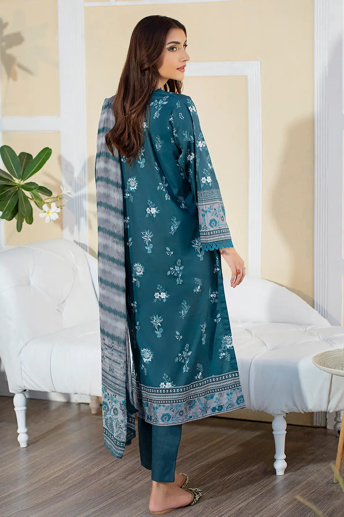 3 Piece - Luxury Printed Cambric - 8126