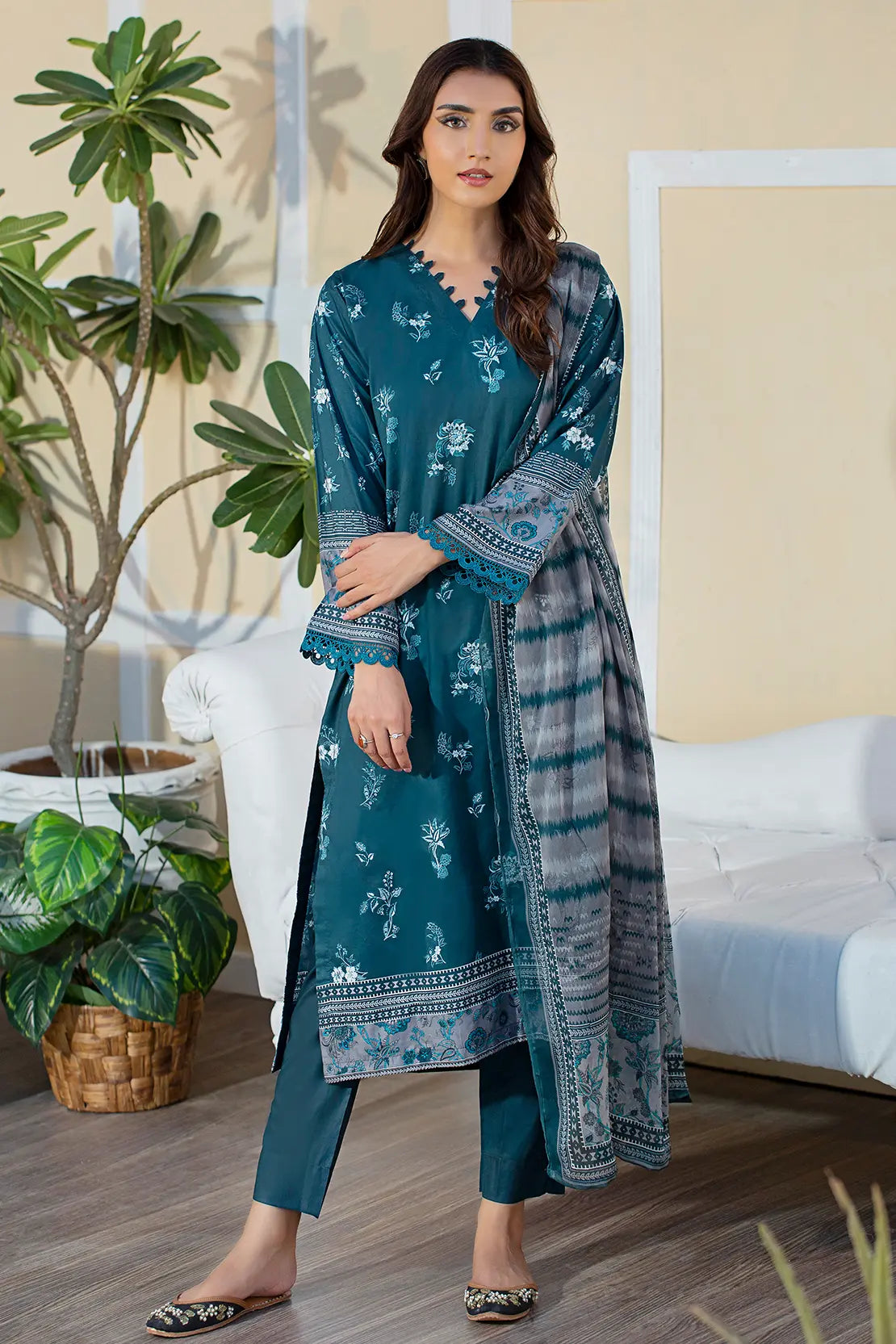 3 Piece - Luxury Printed Cambric - 8126