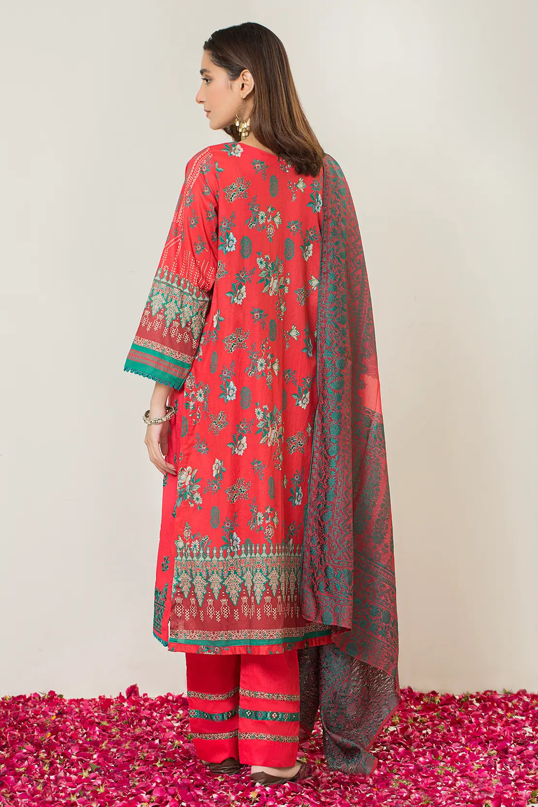 3 Piece – Embroidered Lawn – 7341