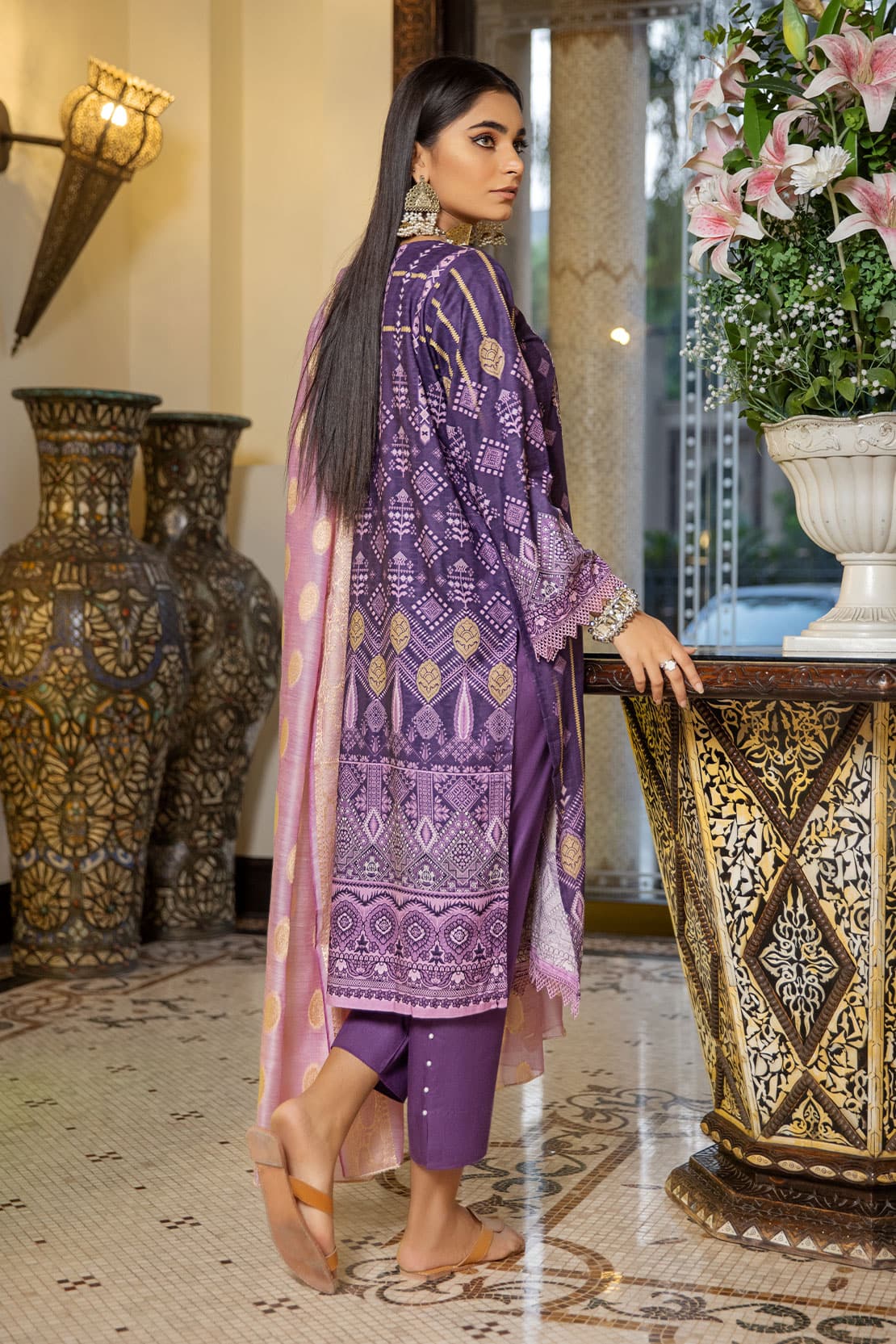 3 Piece - Embroidered Slub Linen - 7081