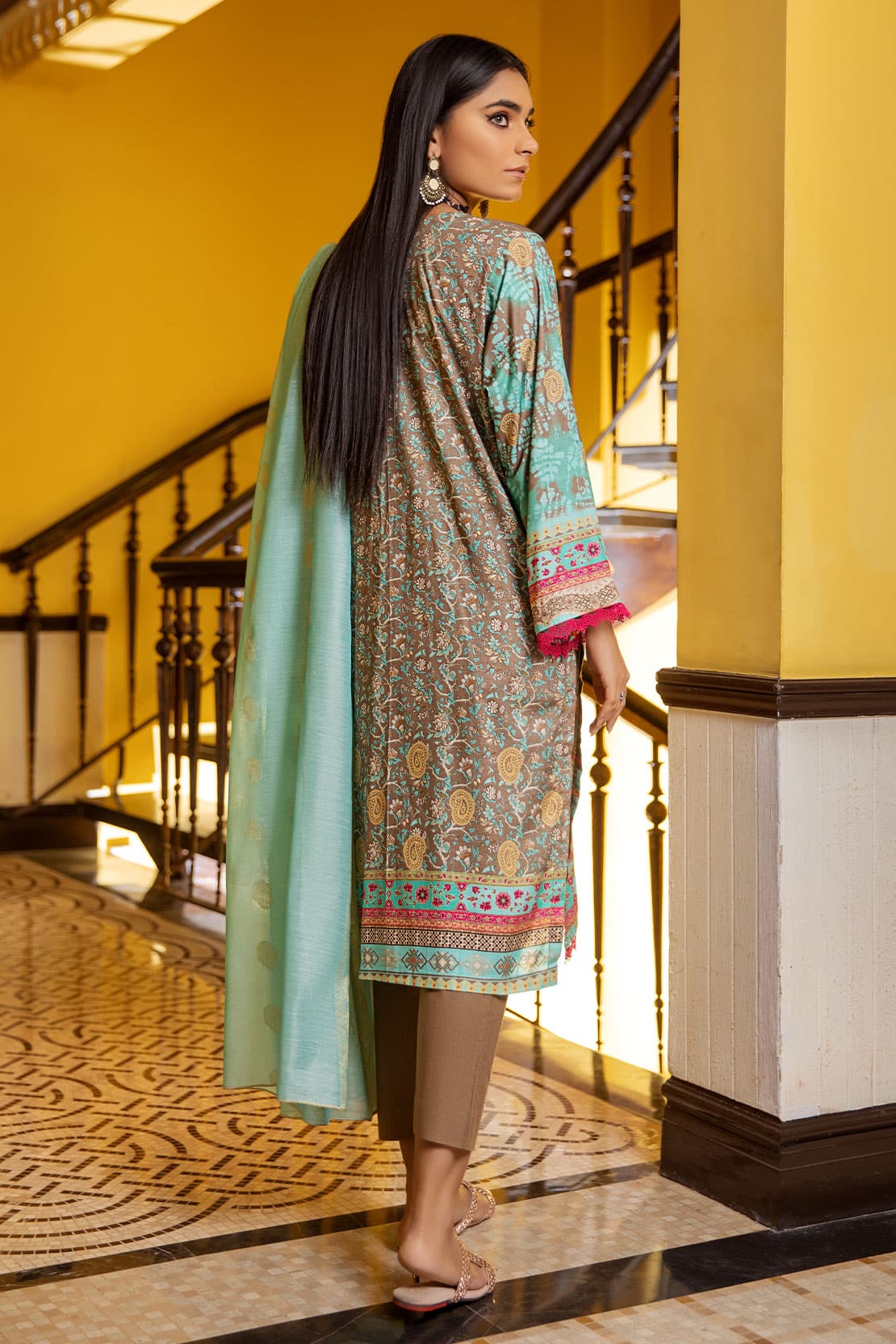 3 Piece - Embroidered Slub Linen - 7083