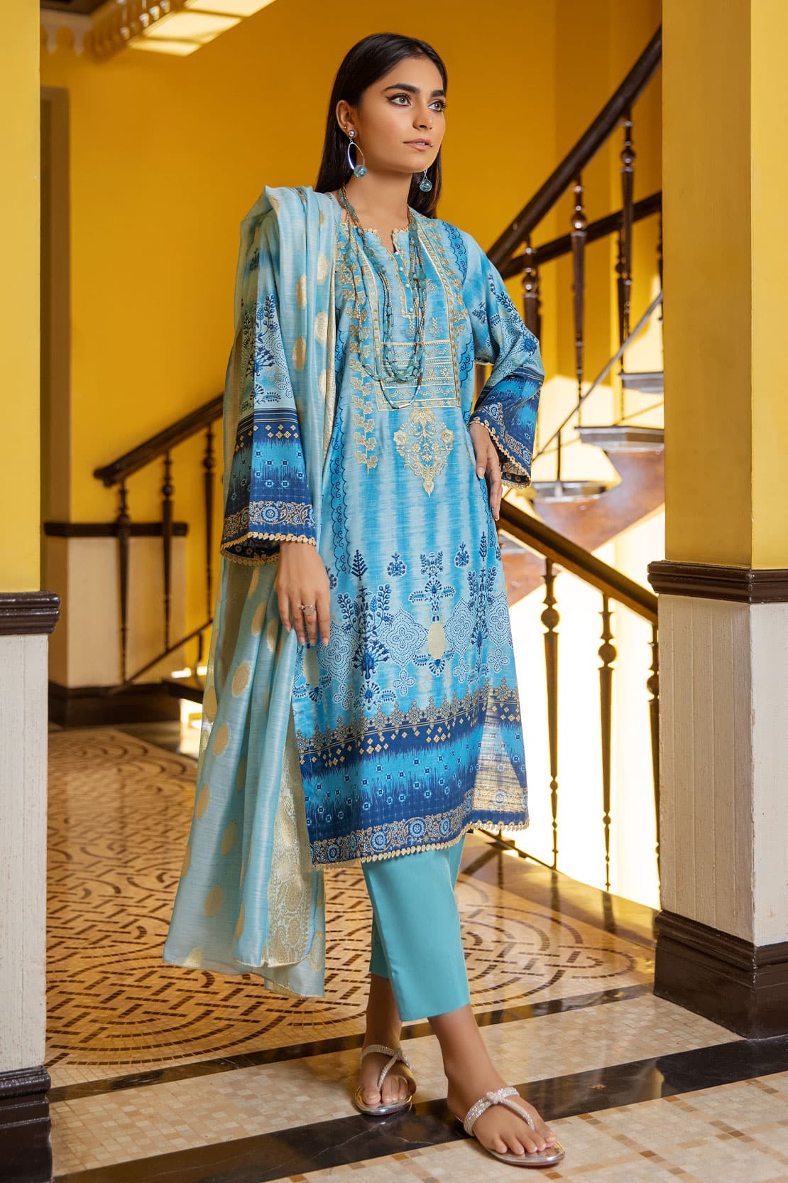 3 Piece - Embroidered Slub Linen - 7088