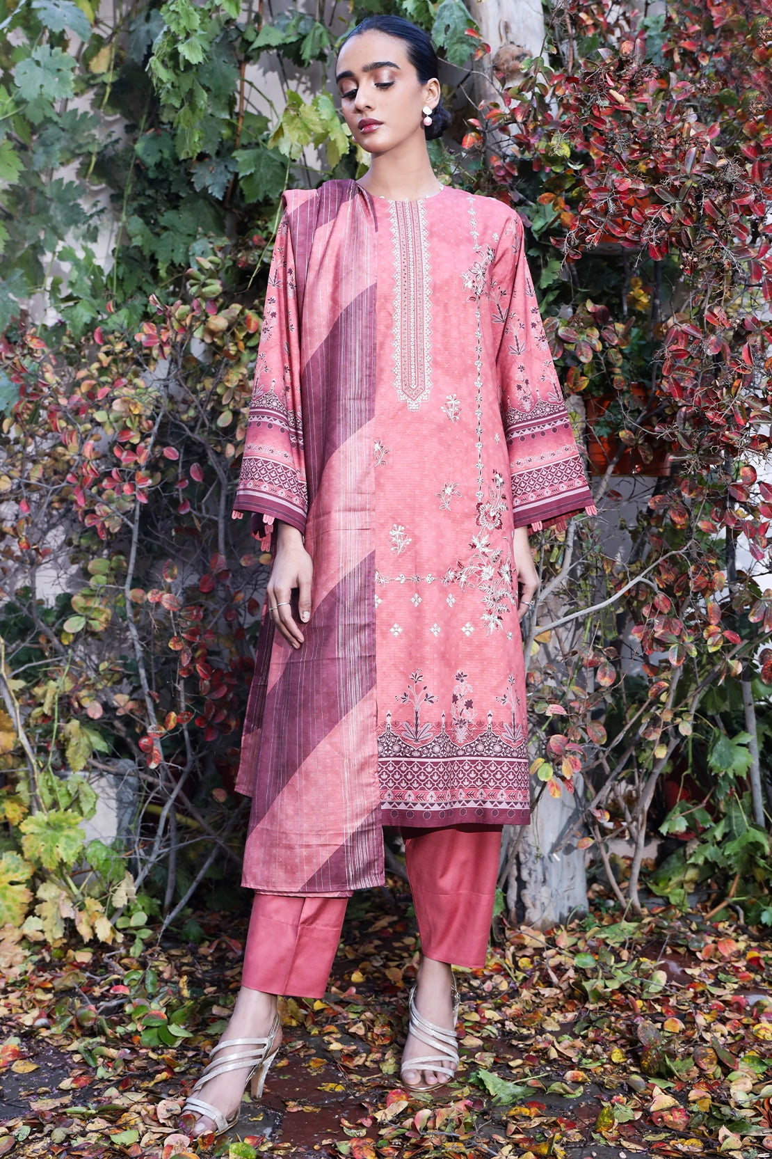 3 Piece - Premium Embroidered Linen - 0094