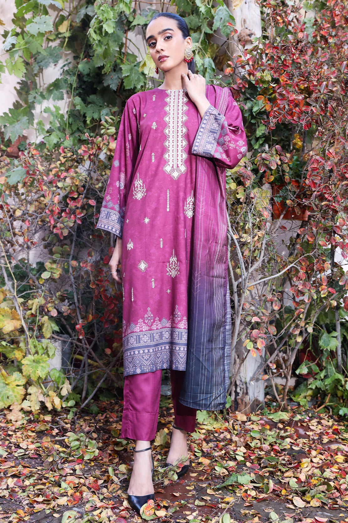 3 Piece - Premium Embroidered Linen - 0099