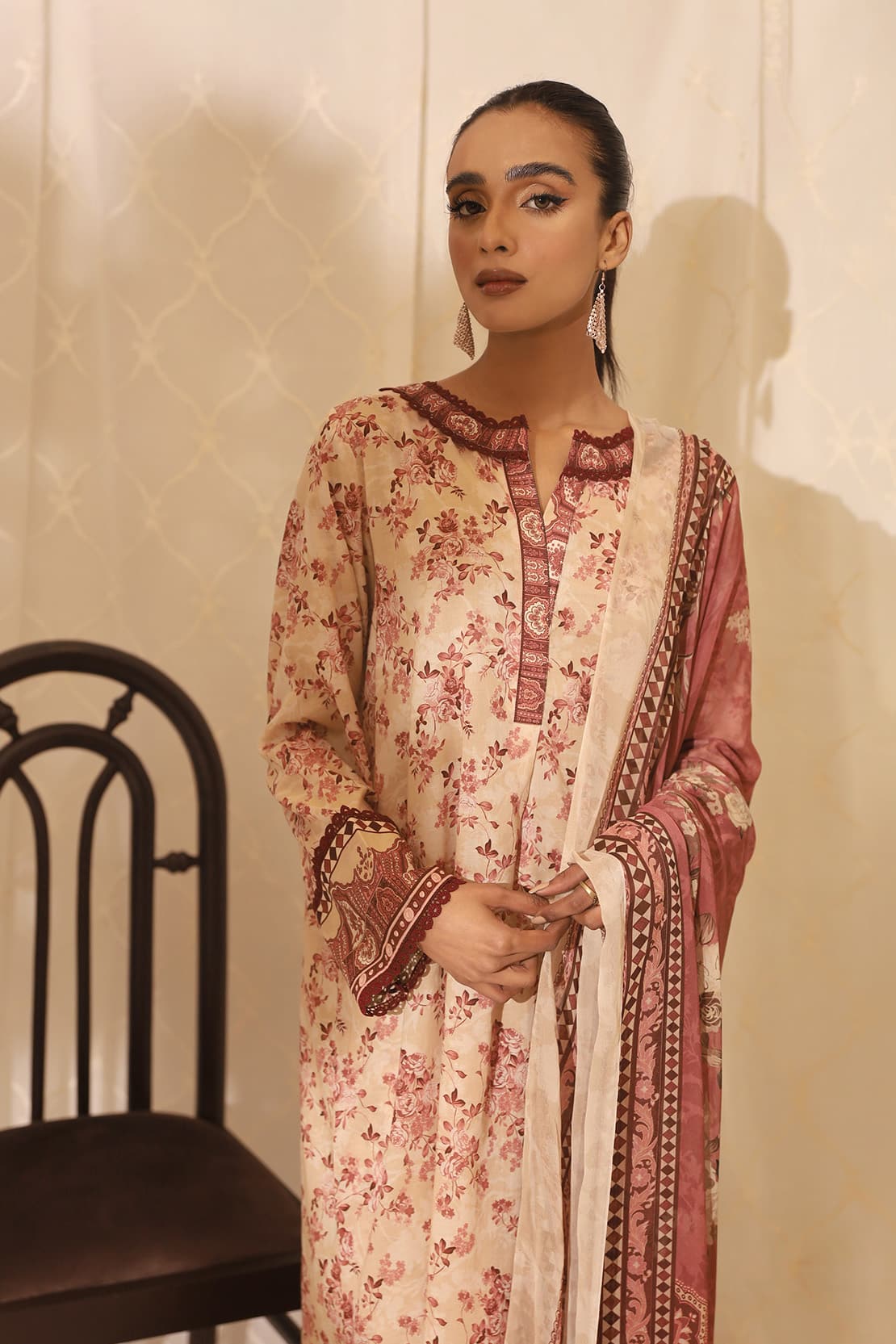 3 Piece – Premium Printed Lawn – 7763