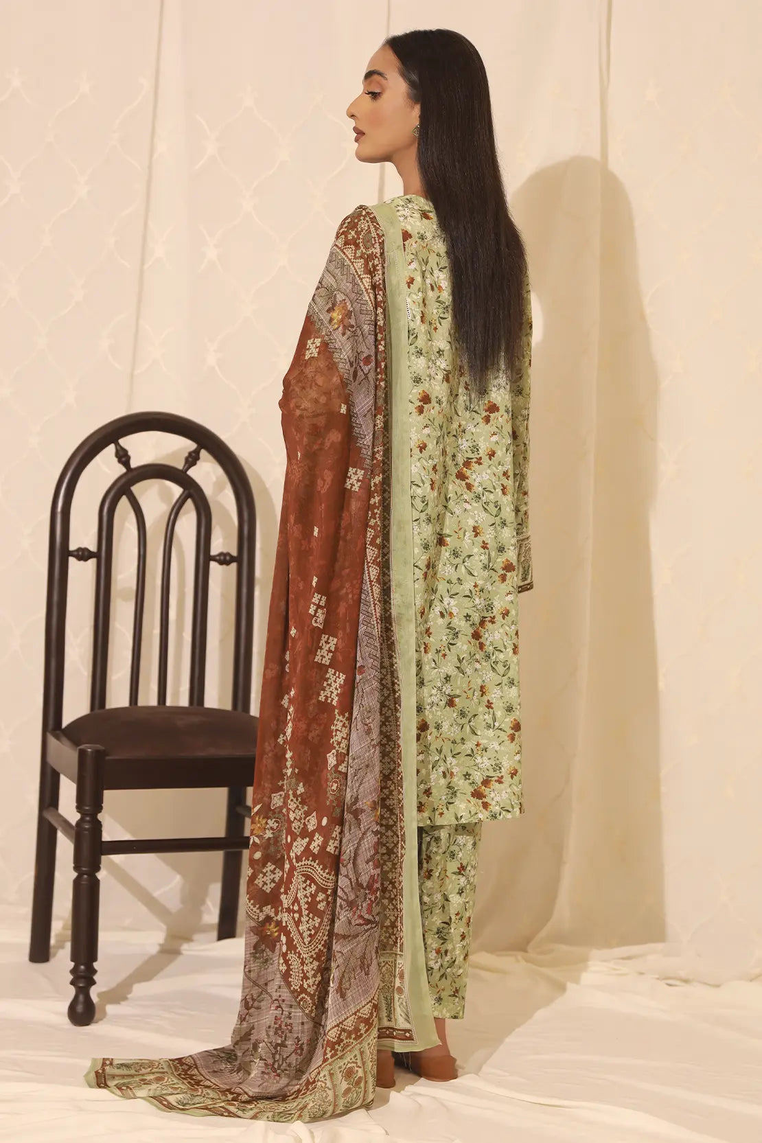 3 Piece – Premium Printed Lawn – 7765