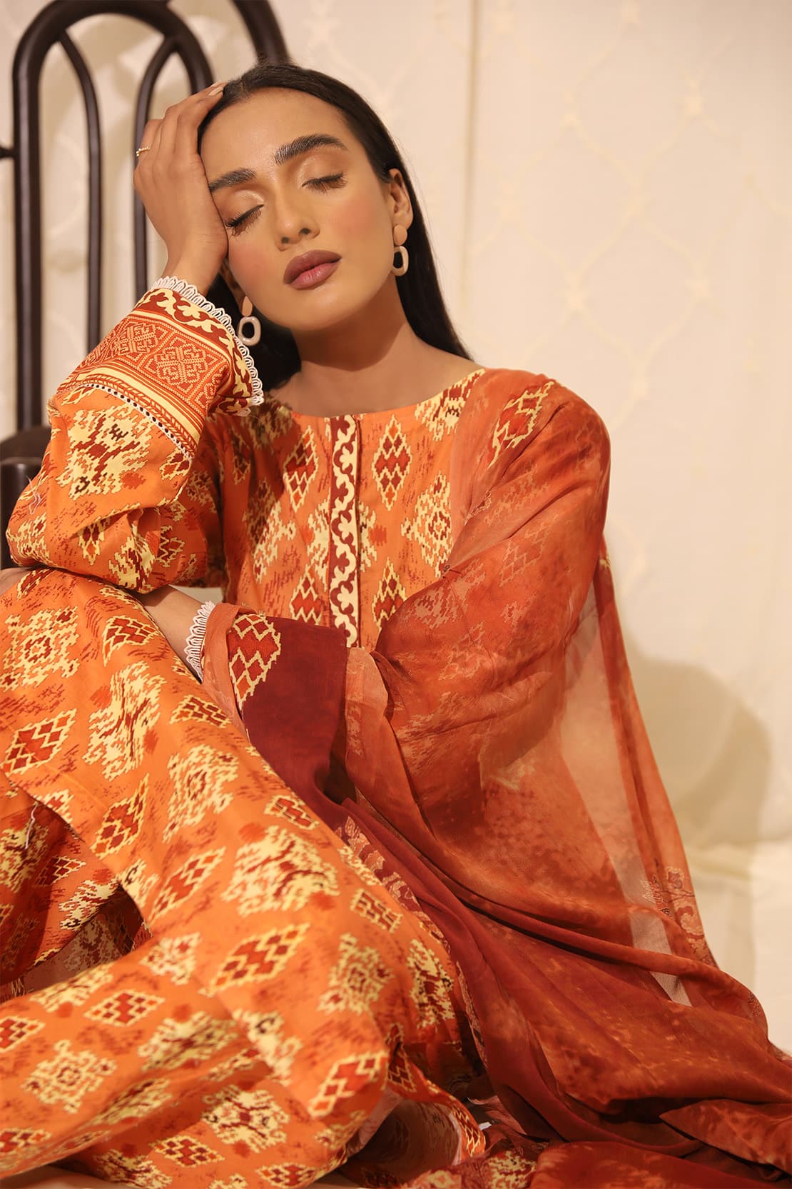 3 Piece – Premium Printed Lawn – 7769