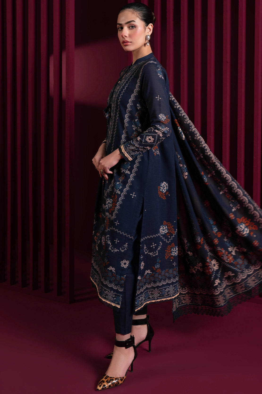 3 Piece - Digitally Printed Khaddar - 1019