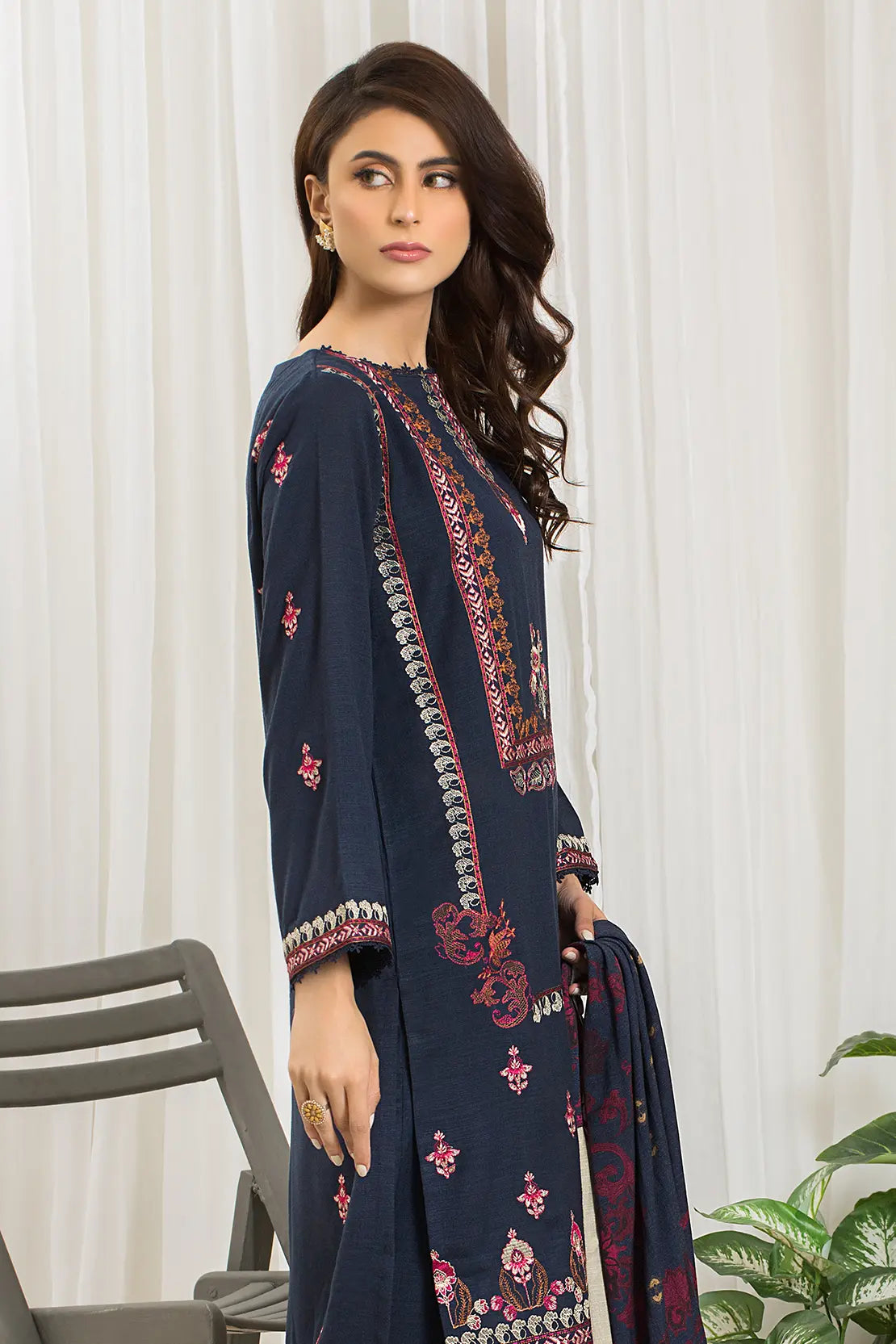 3 Piece - Luxury Embroidered Peach - 801