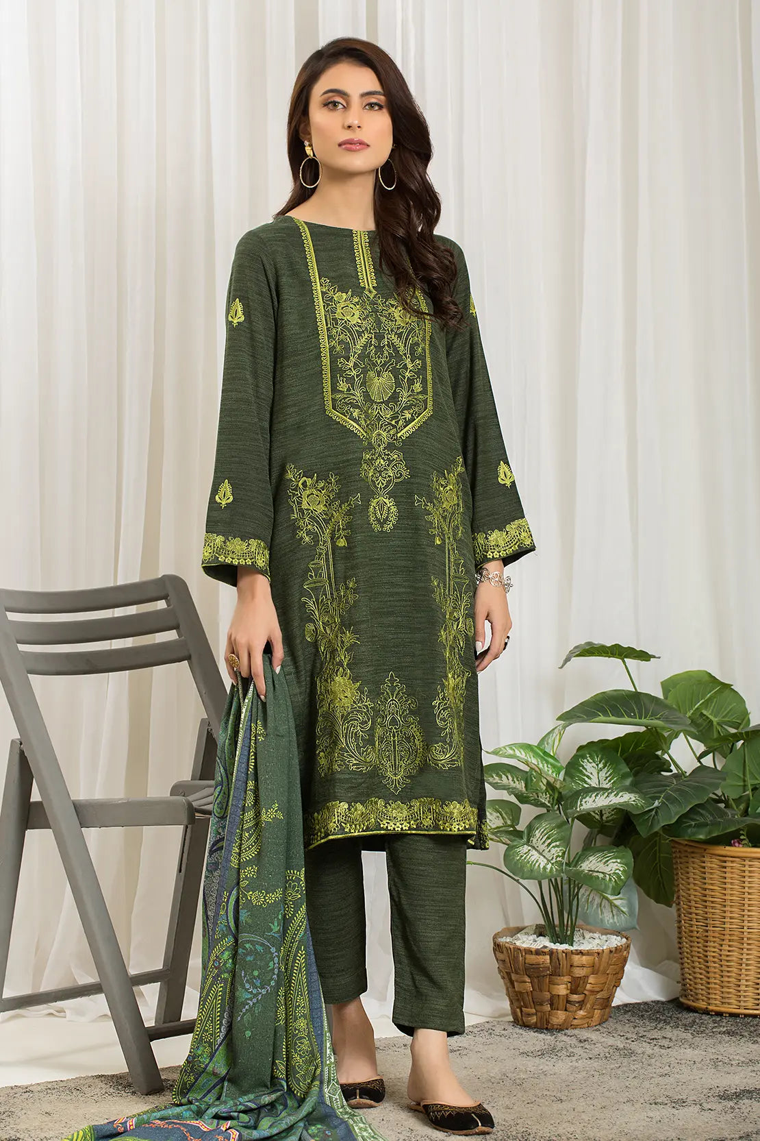 3 Piece - Luxury Embroidered Peach - 802