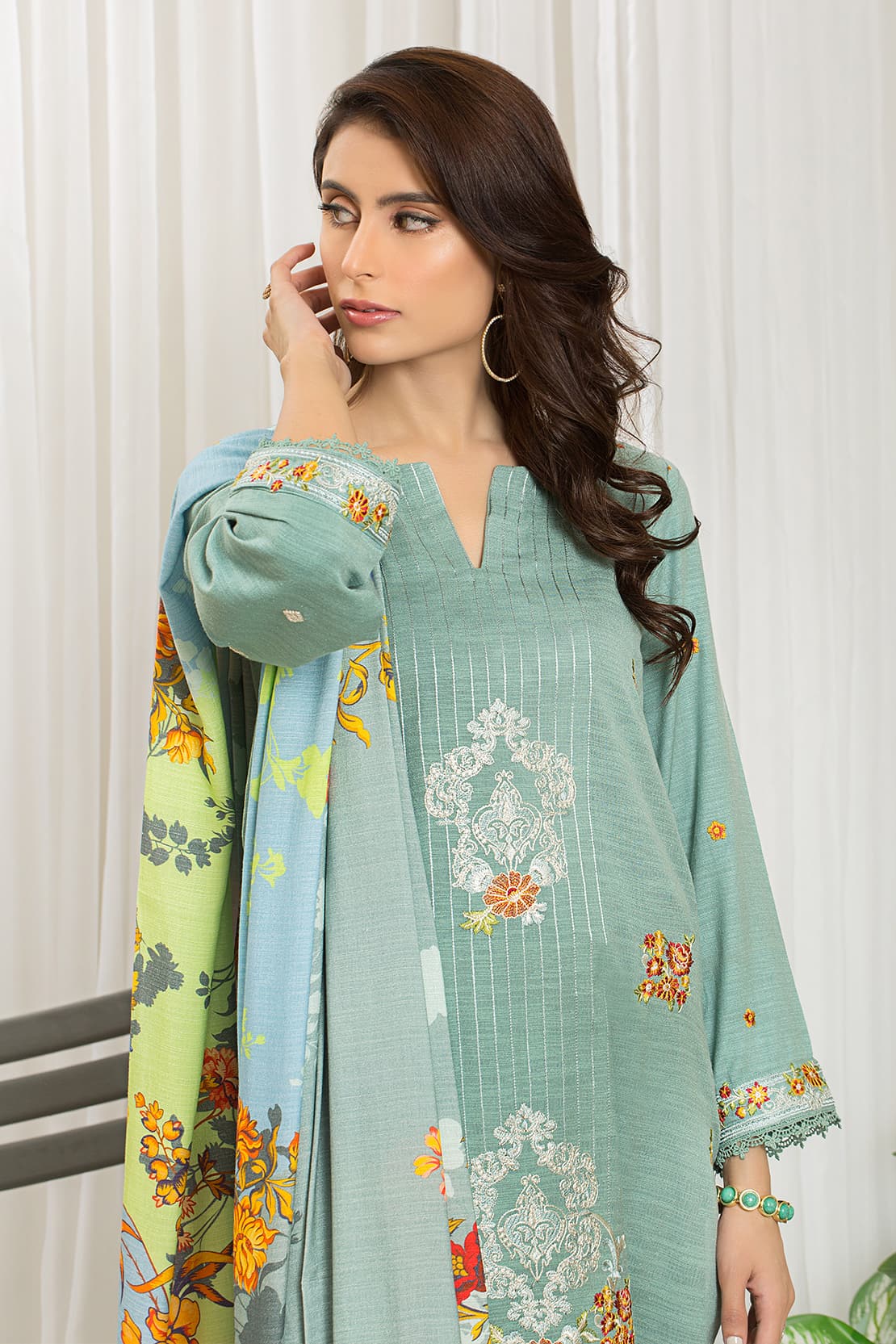 3 Piece - Luxury Embroidered Peach - 805