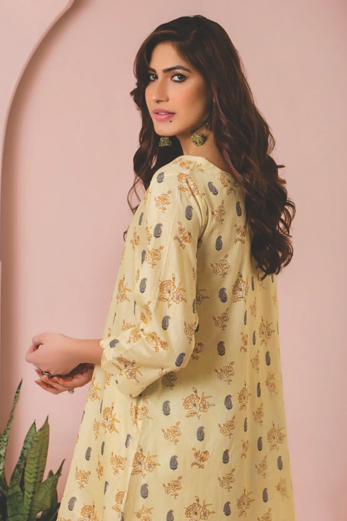 2 Piece - Rocco Digitally Printed Lawn - 8047