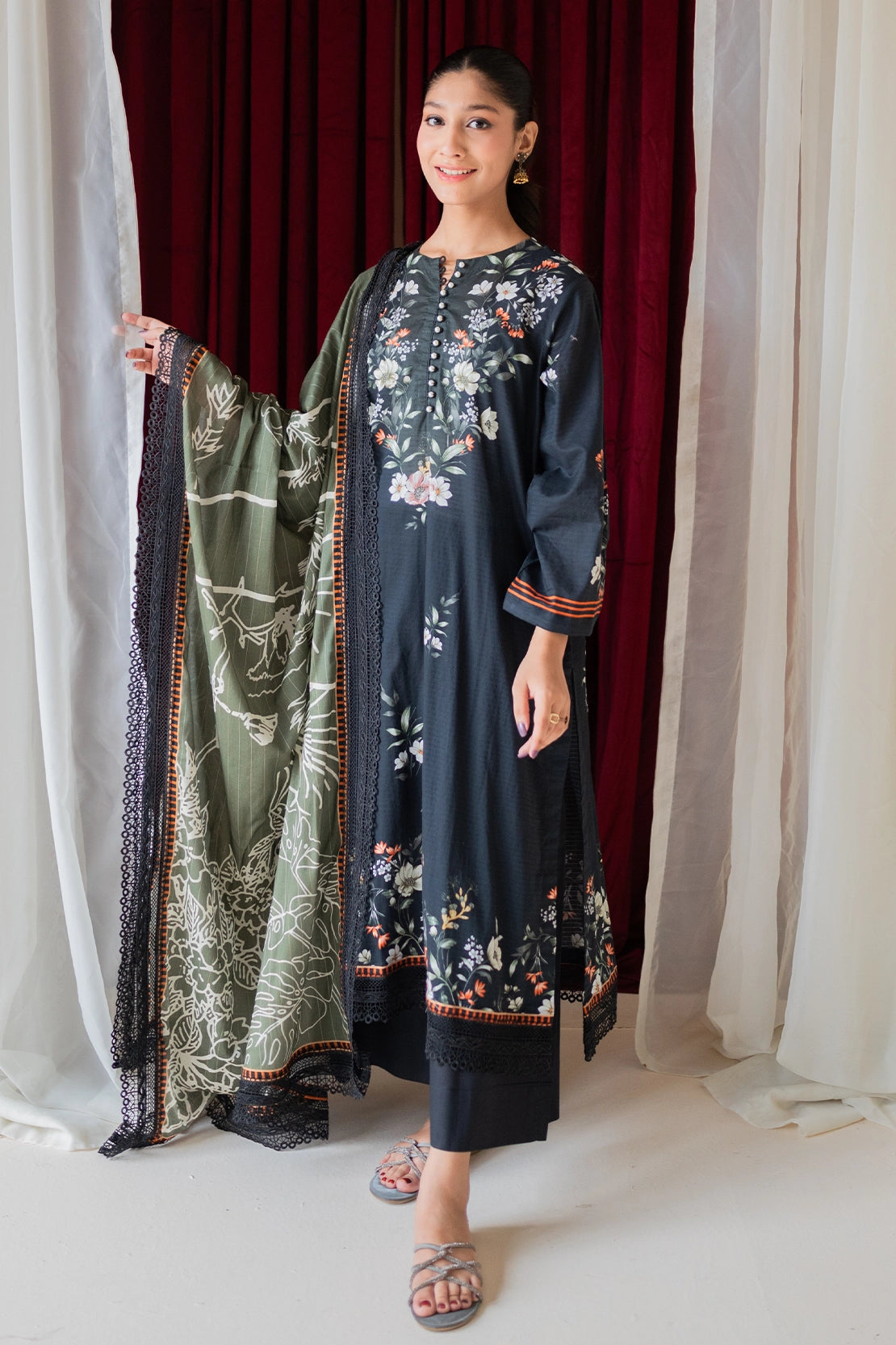 3 PIECE - DIGITALLY PRINTED LAWN - 010