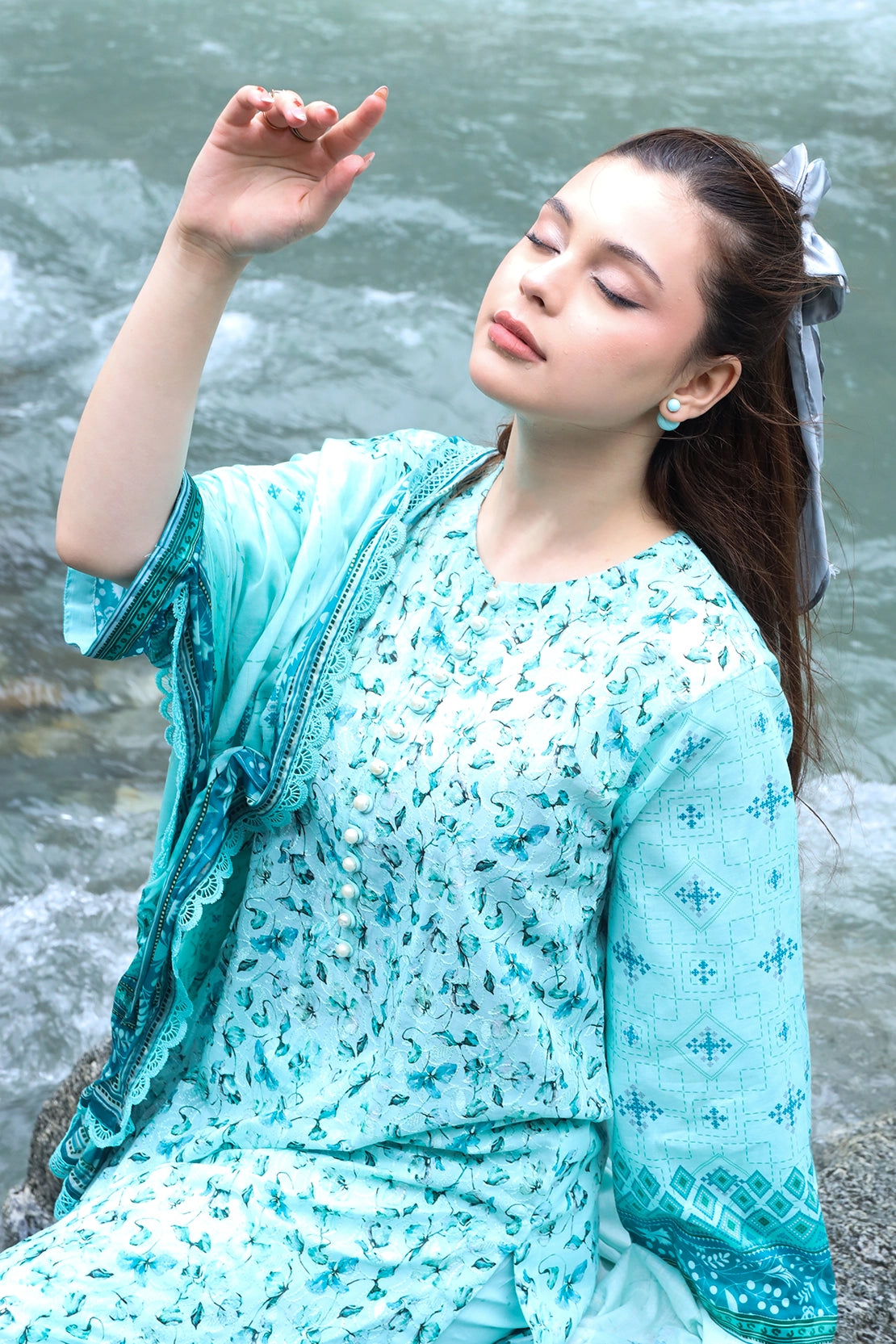 3 PIECE - EMBROIDERED LAWN - 8945