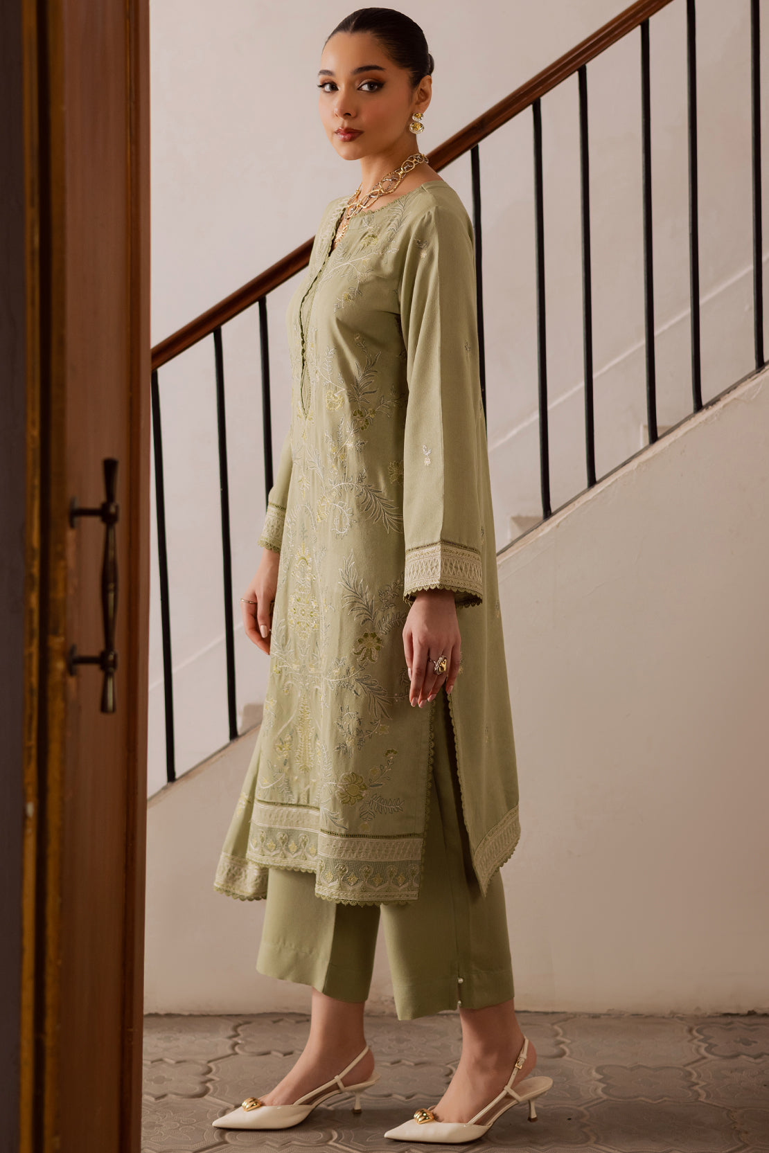 3 Piece - Premium Embroidered Karandi - 6670