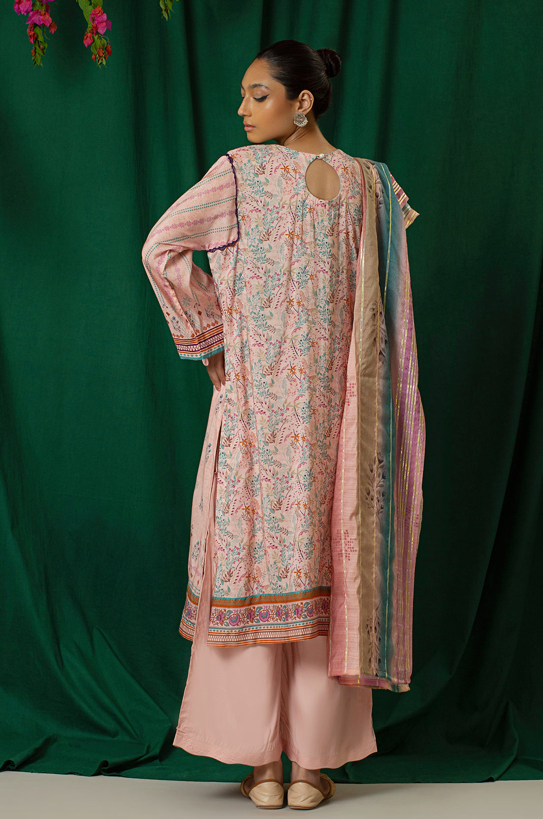 3 Piece - Embroidered - 8322