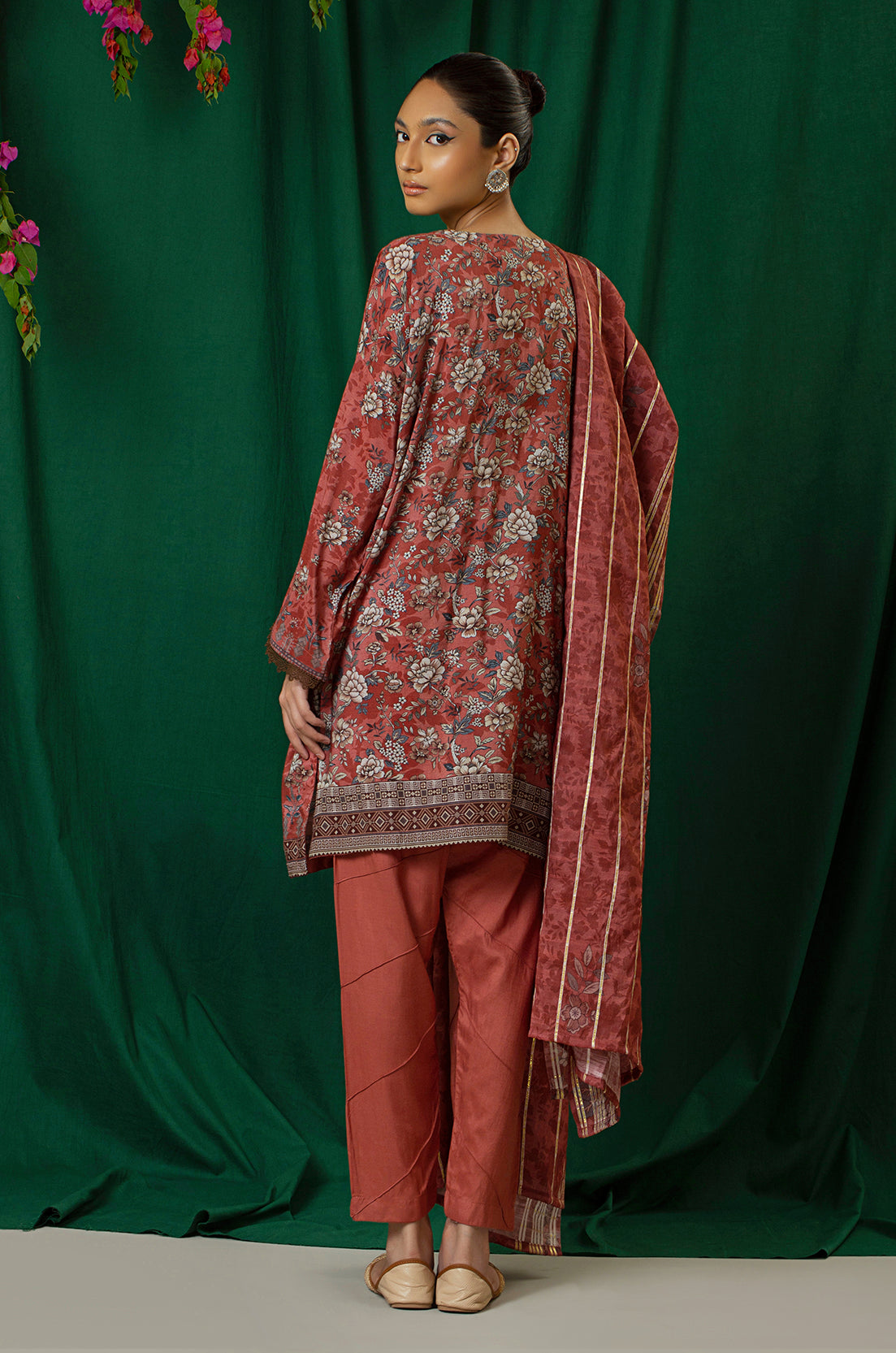 3 Piece - Embroidered - 8323