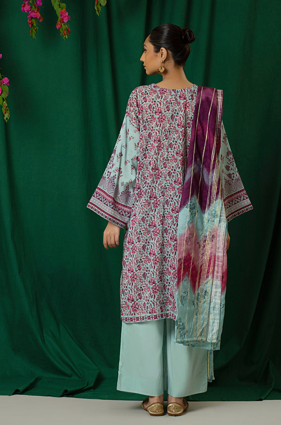 3 Piece - Embroidered - 8324