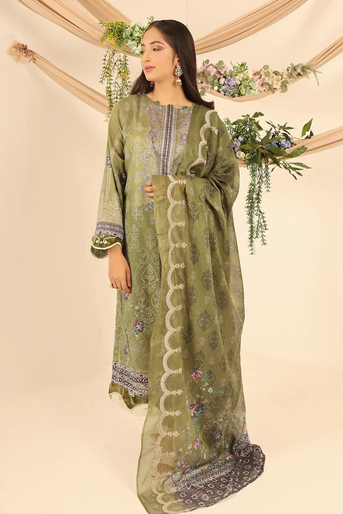 3 Piece - Digitally Printed Lawn - 7735