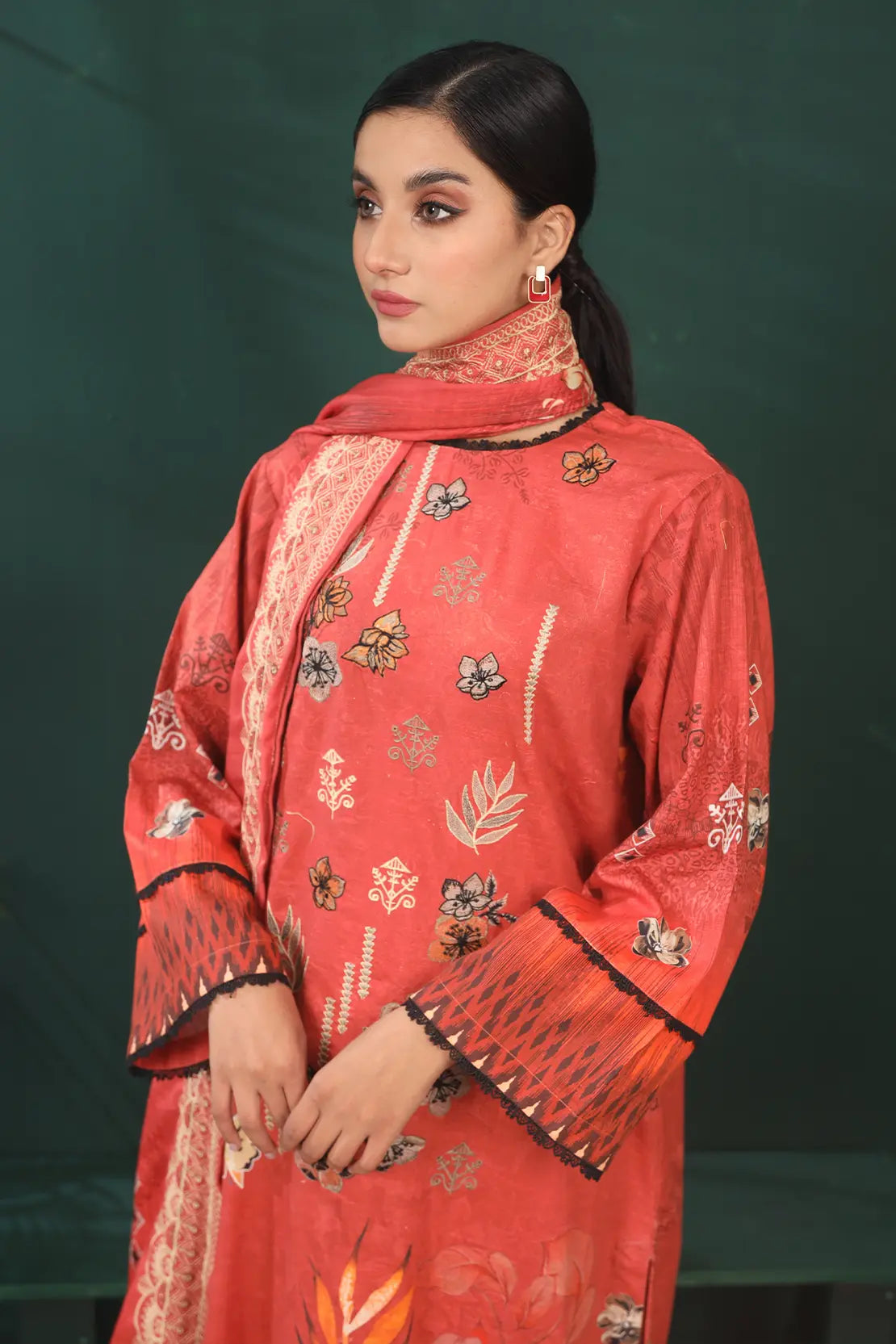 3 Piece - Premium Embroidered Khaddar - 8385