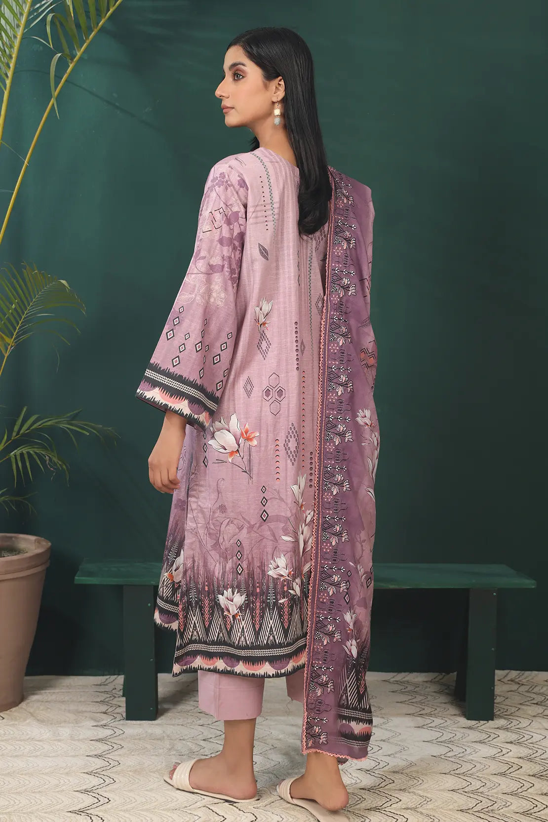 3 Piece - Premium Embroidered Khaddar - 8388