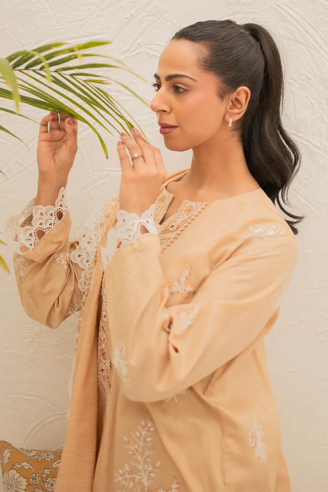 3 Piece - Embroidered Lawn - 8167