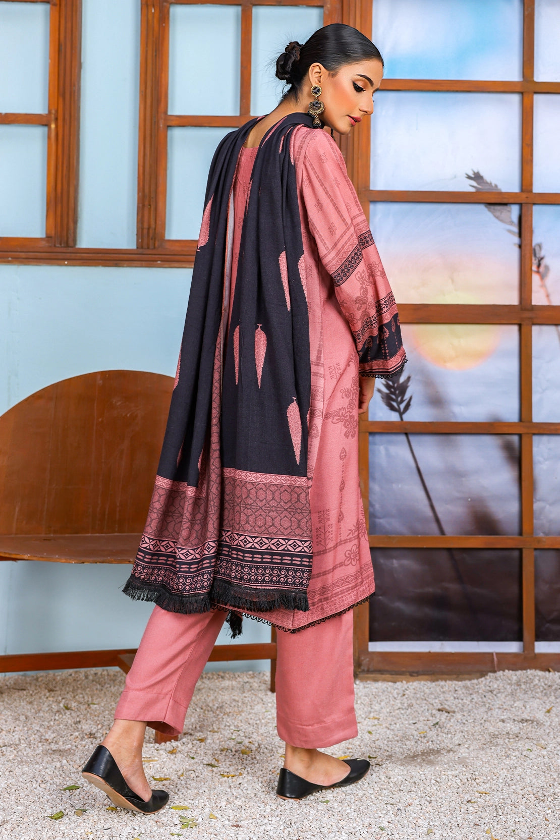 3 PIECE - EMBROIDERED PEACH - 1155