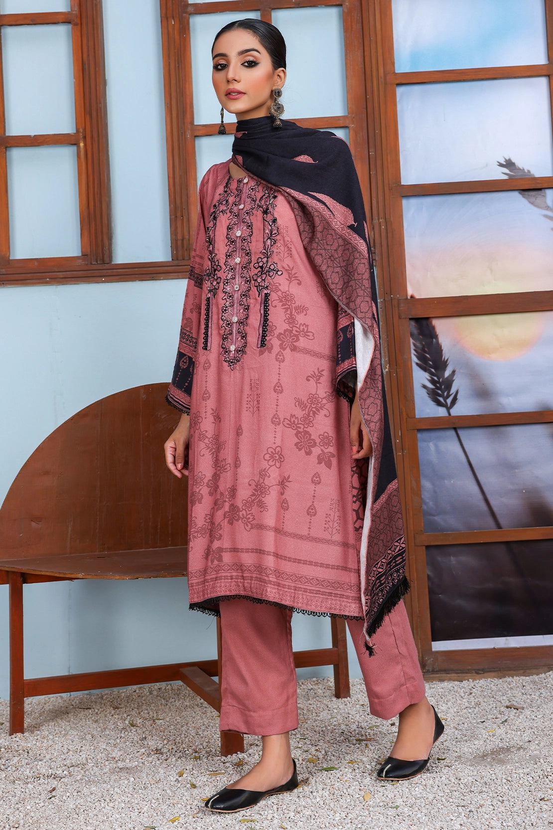 3 PIECE - EMBROIDERED PEACH - 1155