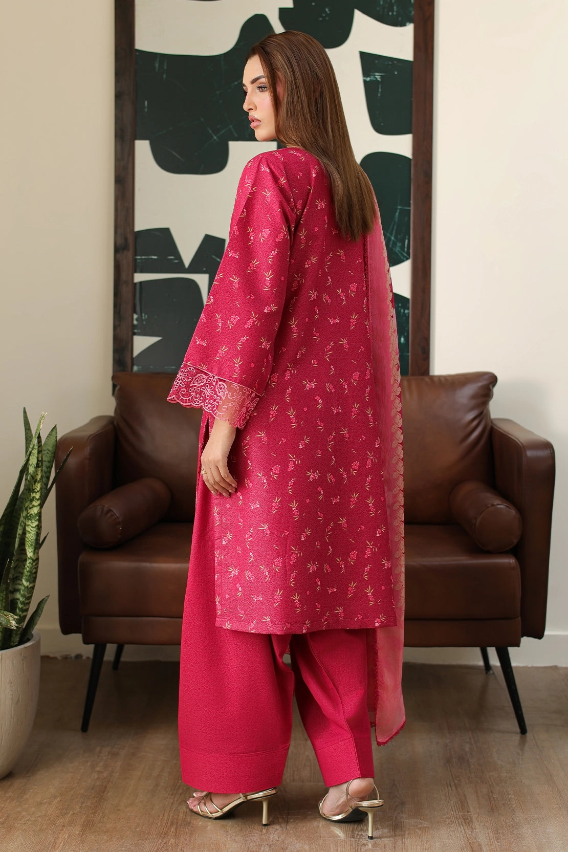 3 Piece - Embroidered Lawn Karandi  - 3918