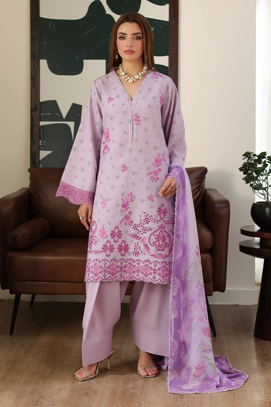 3 Piece - Embroidered Lawn Karandi  - 3911