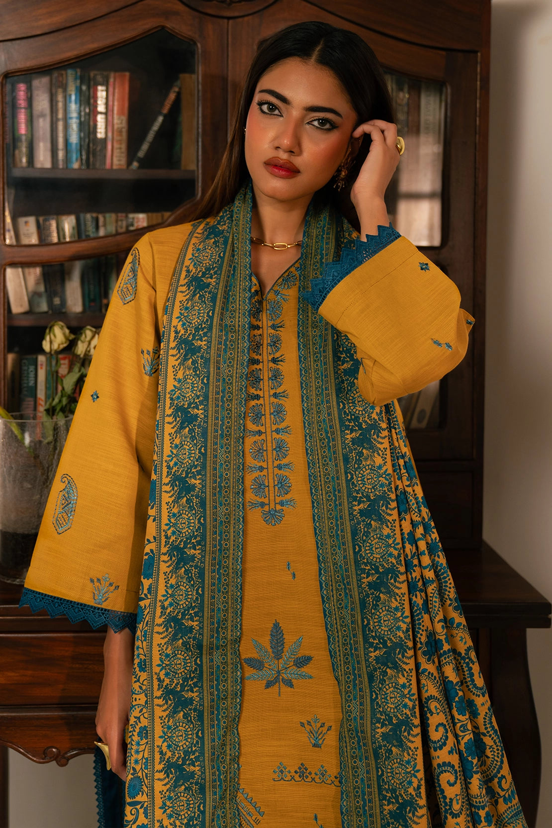 3 Piece - Embroidered Khaddar - 1033