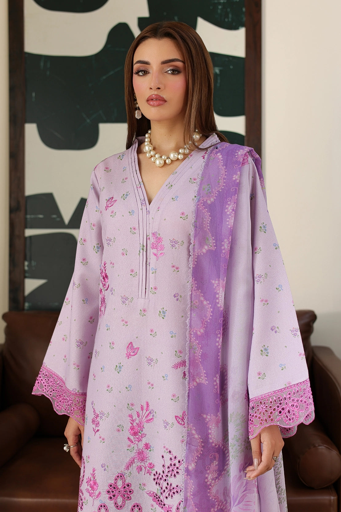3 Piece - Embroidered Lawn Karandi  - 3911