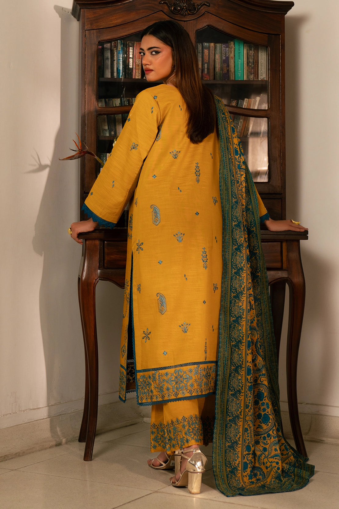 3 Piece - Embroidered Khaddar - 1033