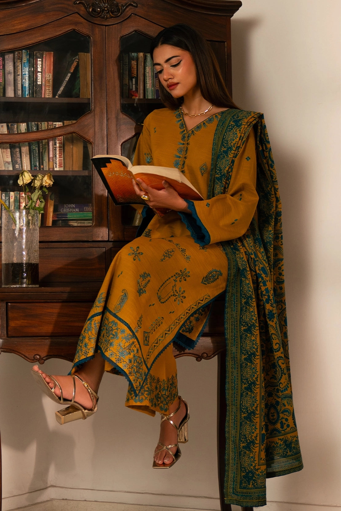 3 Piece - Embroidered Khaddar - 1033