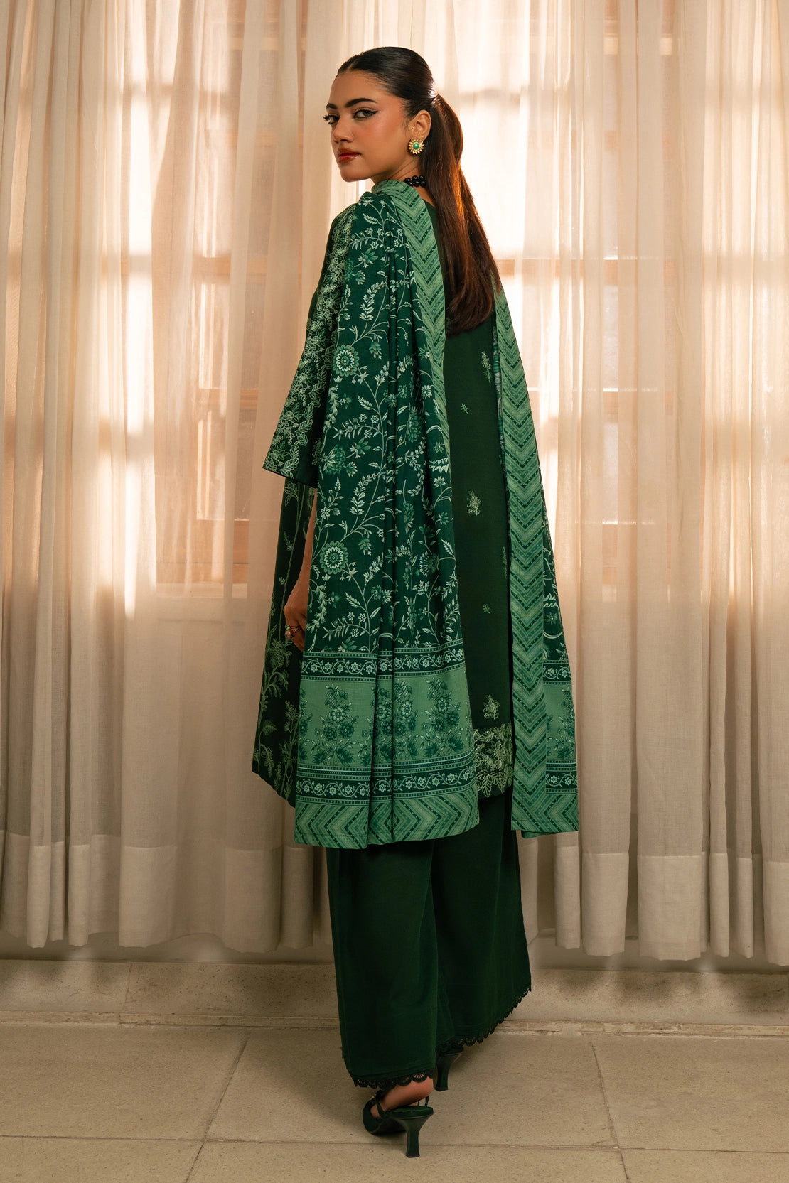 3 Piece - Embroidered Khaddar - 1038